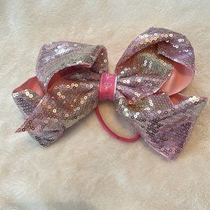 JoJo Siwa Bow